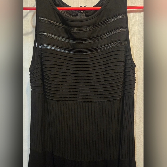 Adrianna Papell Black Dress, size 8, EUC! - Picture 2 of 8
